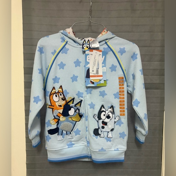 Disney Bluey & Friends Lt Blue Zip Up Kids Sweatshirt Hoodie Size 7 unisex - Picture 1 of 8